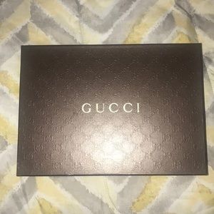 Gucci shoe box excellent condition
